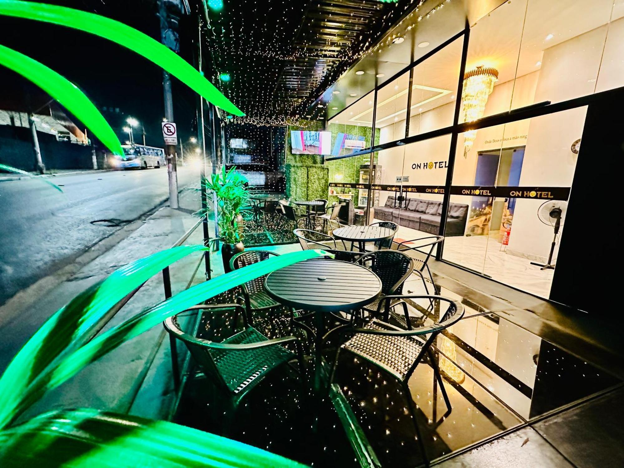 On Park Hotel E Estacionamento Traslado Guarulhos Eksteriør bilde